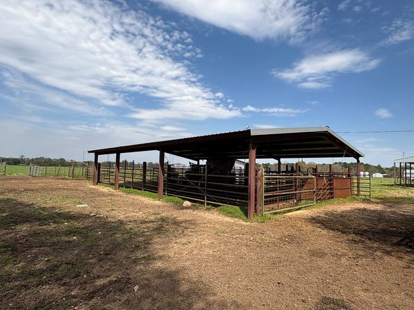 928 Sugar Hill Rd, Monroeville, AL 36460
