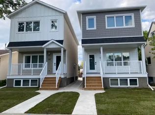 267 Devon Ave #1A, Winnipeg, MB R2G 0C4