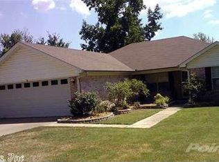 430 Honeysuckle Ln, Cabot, AR 72023