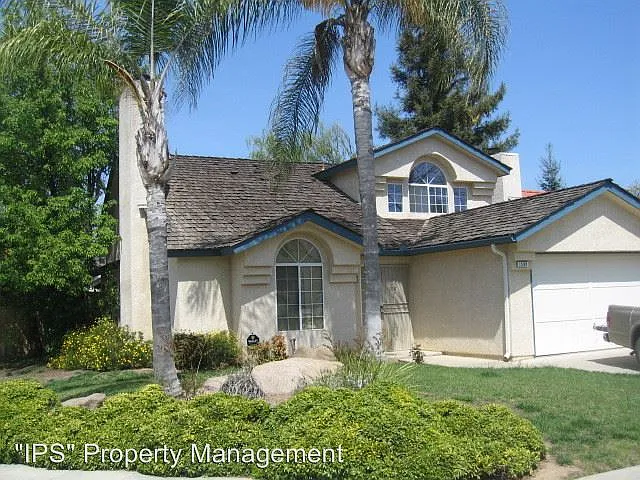 1580 E Eclipse Ave photo 1