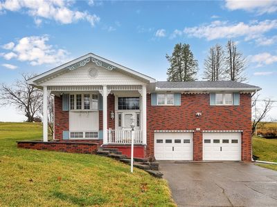942 Vernon Dr, Rostraver Township, PA, 15012