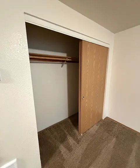 Cheryl Lynn Apartments — Photo 7