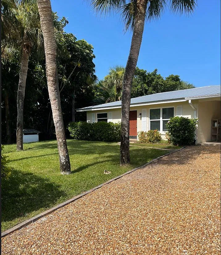 2 bed, 1500 sqft, $2,400 — Photo 1
