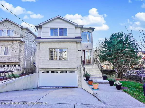 2 Clinton Ct, Staten Island, NY 10301
