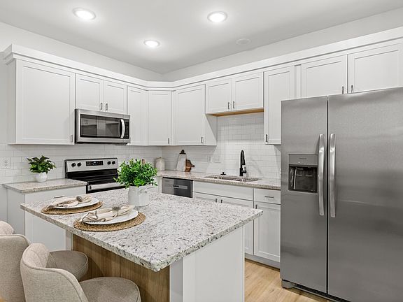 5th image of 655 Neighborhood Rd