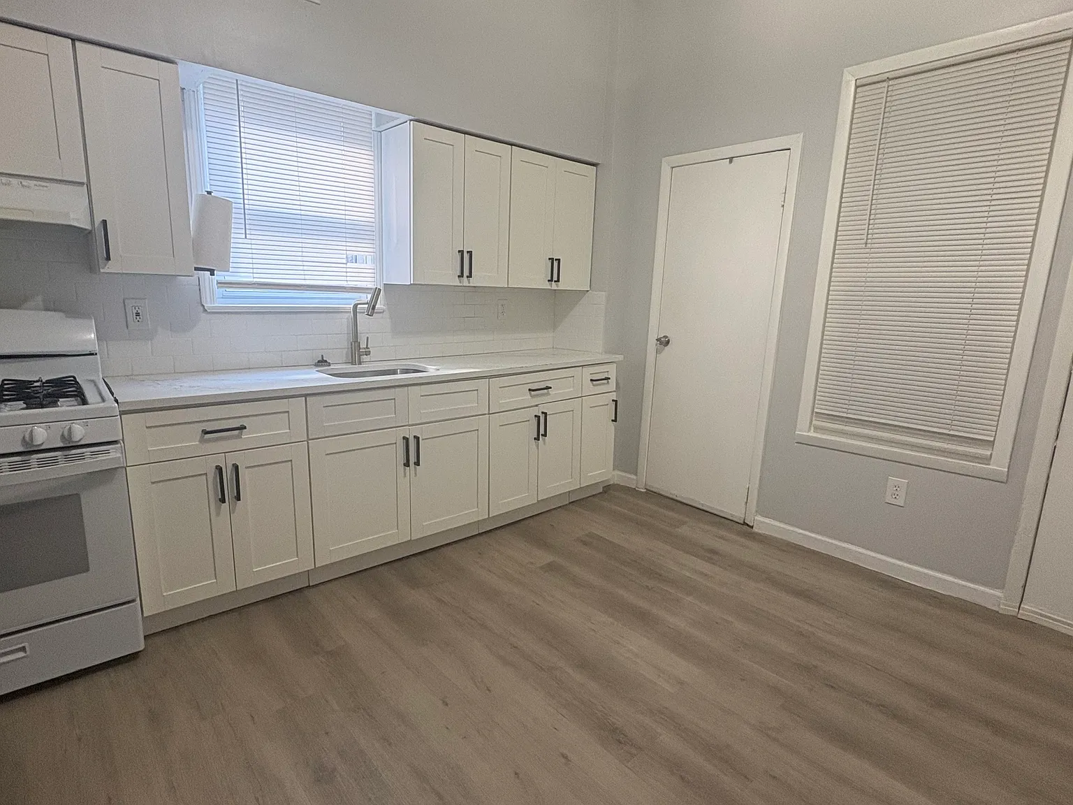 2 bed, $2,000 — Photo 2