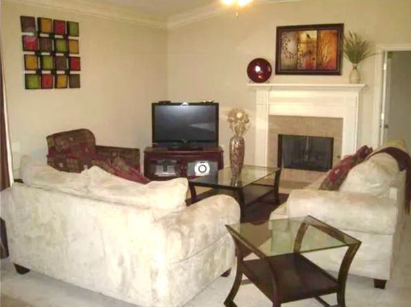 716 Forest Woods Dr, Byram, MS 39272