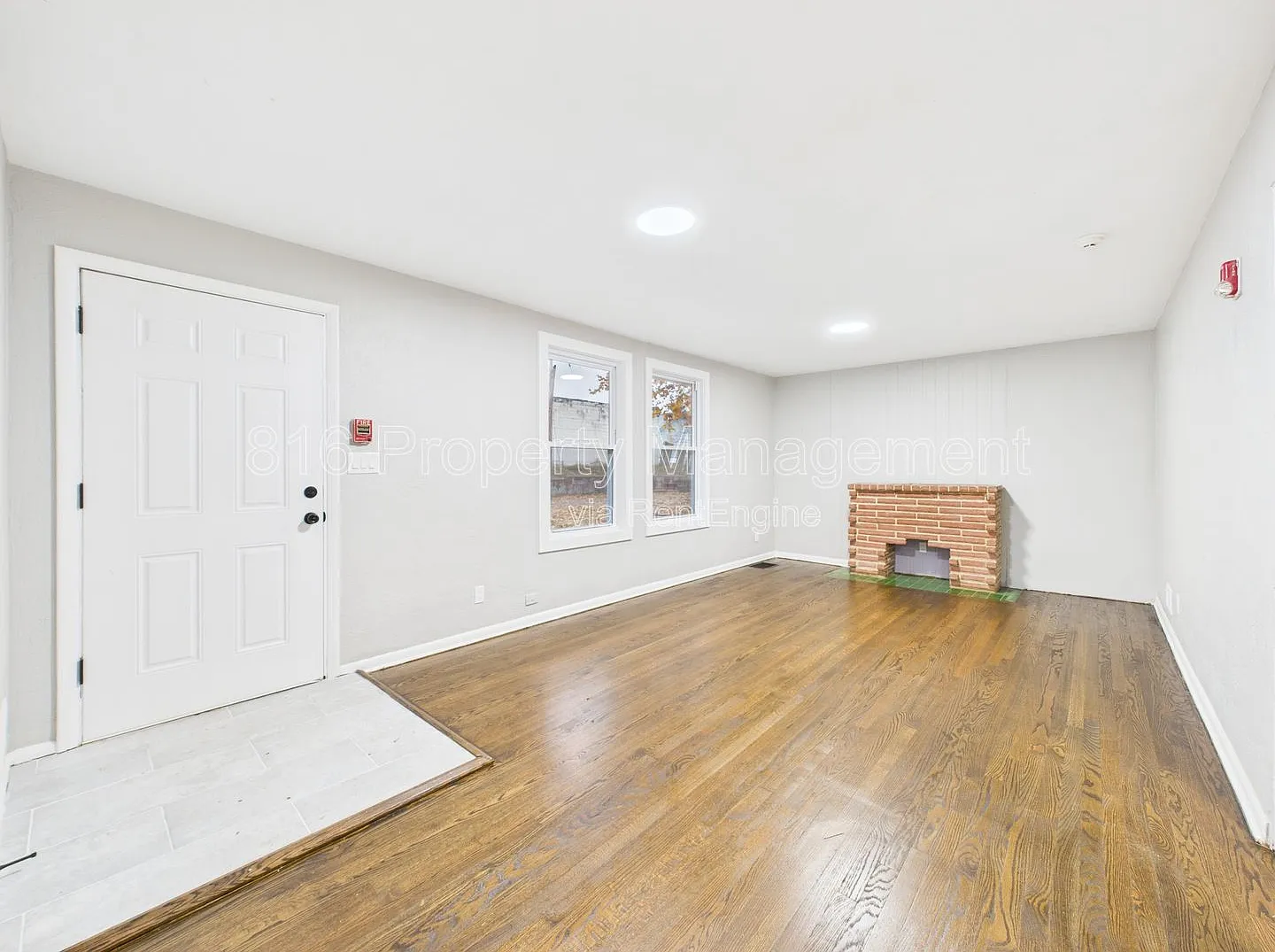 1 bed, 1.0 bath, 900 sqft, $895 — Photo 4