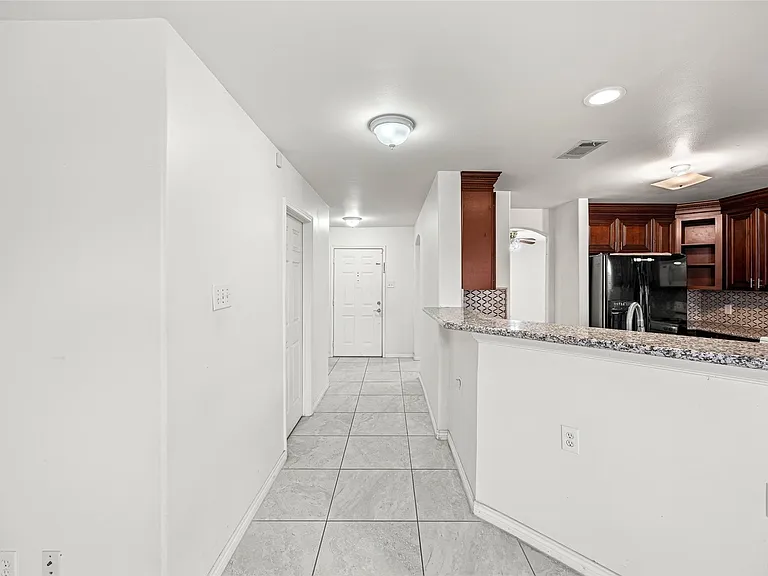 7331 Wimberly Oaks Ln — Photo 5