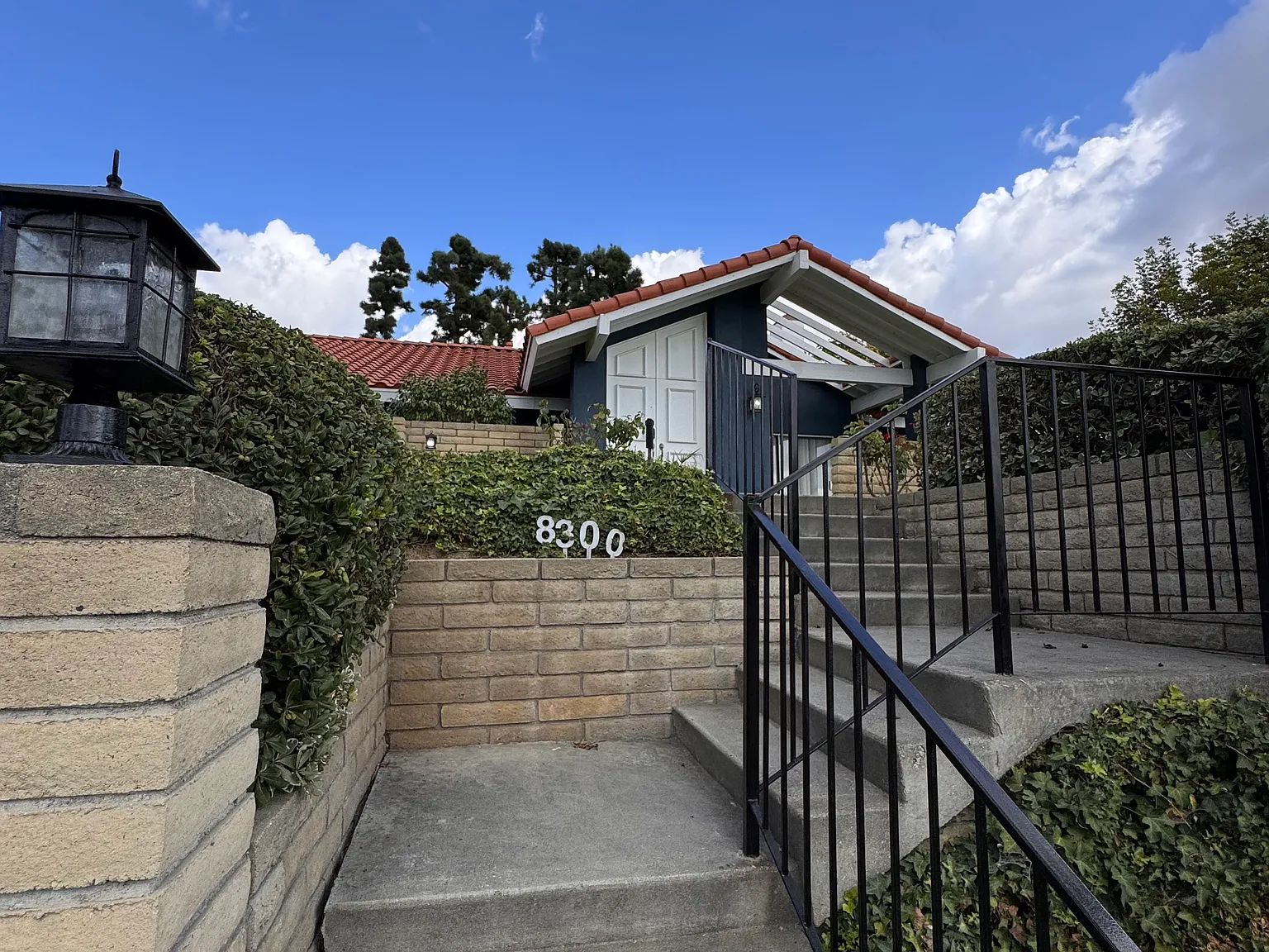 3 bed, 2.5 bath, 2658 sqft, $4,895 — Photo 1