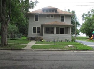 1115 Adams St, Owosso, MI 48867