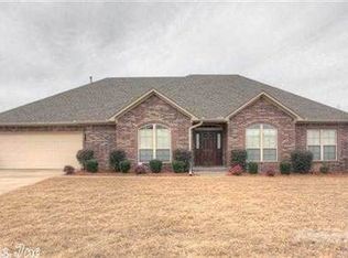 2650 Tj Dr, Conway, AR 72034