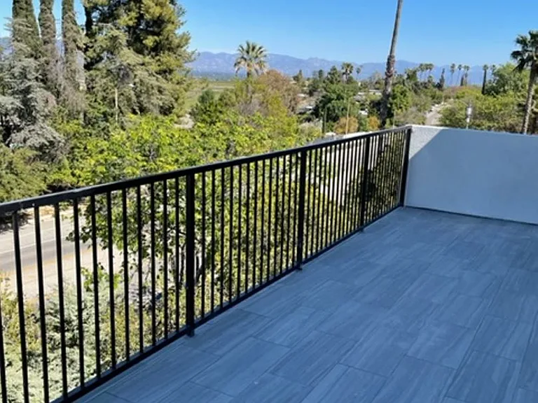 20811 Tiara St — Photo 26