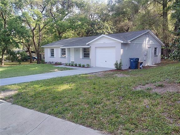 2nd image of 2060 Tanglewood Dr