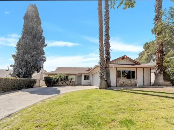 11647 Kismet Ave, Sylmar, CA 91342