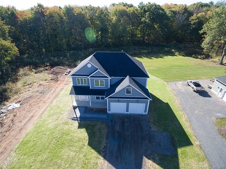 2nd image of 344 Savage St