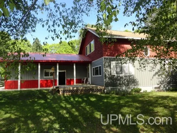 5127 Bebo Trl, Munising, MI 49862