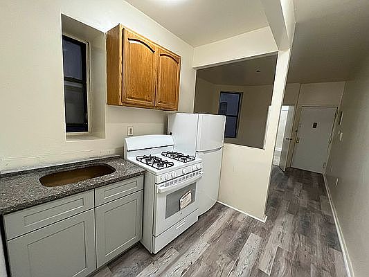 1st image of 142 W 139th St #5D
