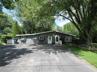 1524 Paynes Point Rd, Neenah, WI 54956