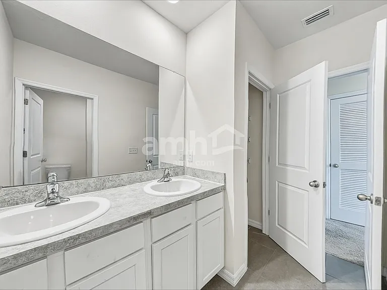 2840 Greenleaf Ter — Photo 16