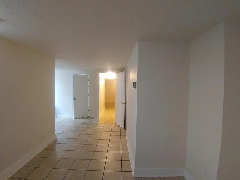 507 W Beverley St #D — Photo 3