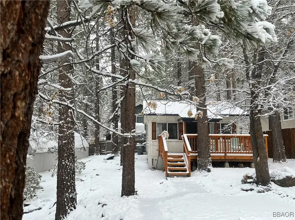 753 Eureka Dr, Big Bear Lake, CA 92315