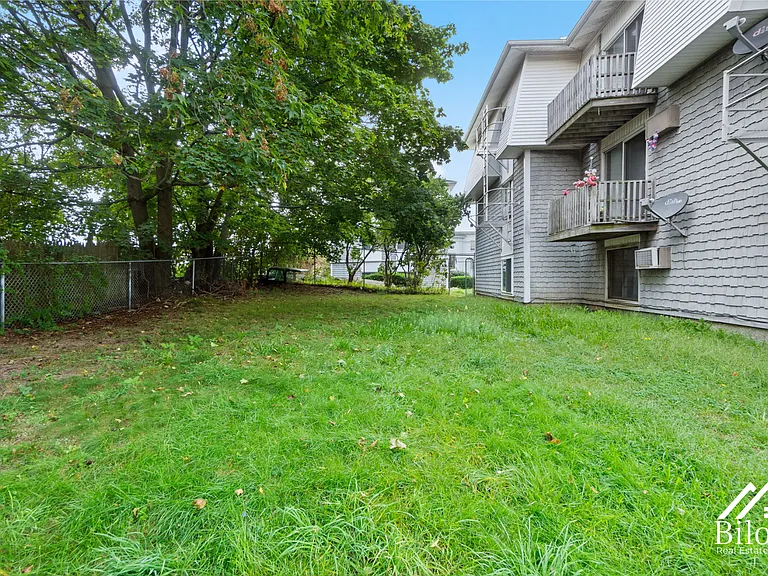 311 Jencks St — Photo 11