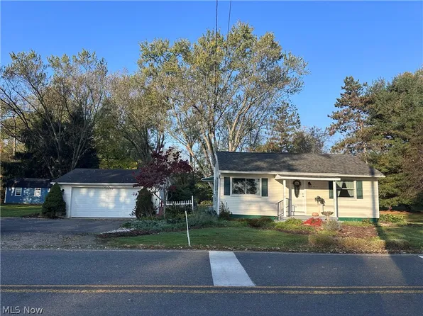 4131 Alabama Ave NW, North Lawrence, OH 44666