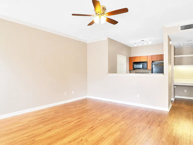 Stone Manor Apartment Homes — Photo 10