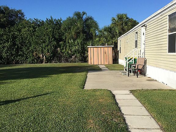3rd image of 1677 Orange Manor Dr