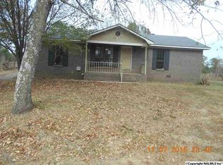 226 Tall Pine Rd, Hartselle, AL 35640