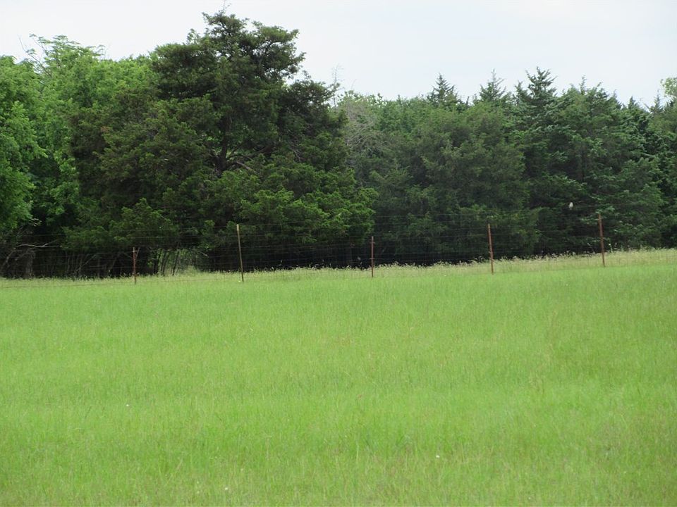2nd image of 702 Wheatland Rd