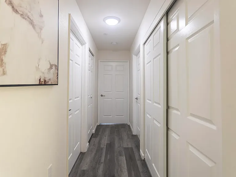 Orchard Park Apartment — Photo 9