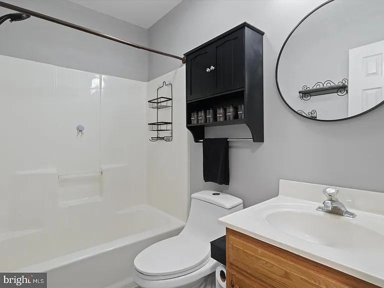 9422 Scarlet Oak Dr — Photo 14