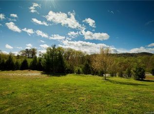 74 Walnut Valley Pkwy #1, Arden, NC 28704