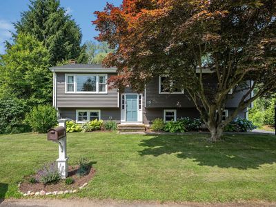 15 Rosemary Lane, Guilford, CT, 06437