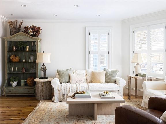 3rd image of 110 Berkshire St #1