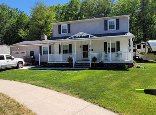 59 Janet Cir, Burlington, VT 05408