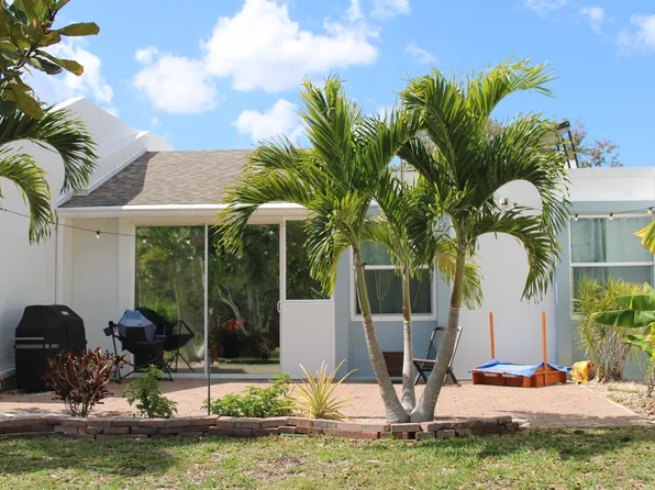 5738 Harbour Club Rd, Fort Myers, FL 33919