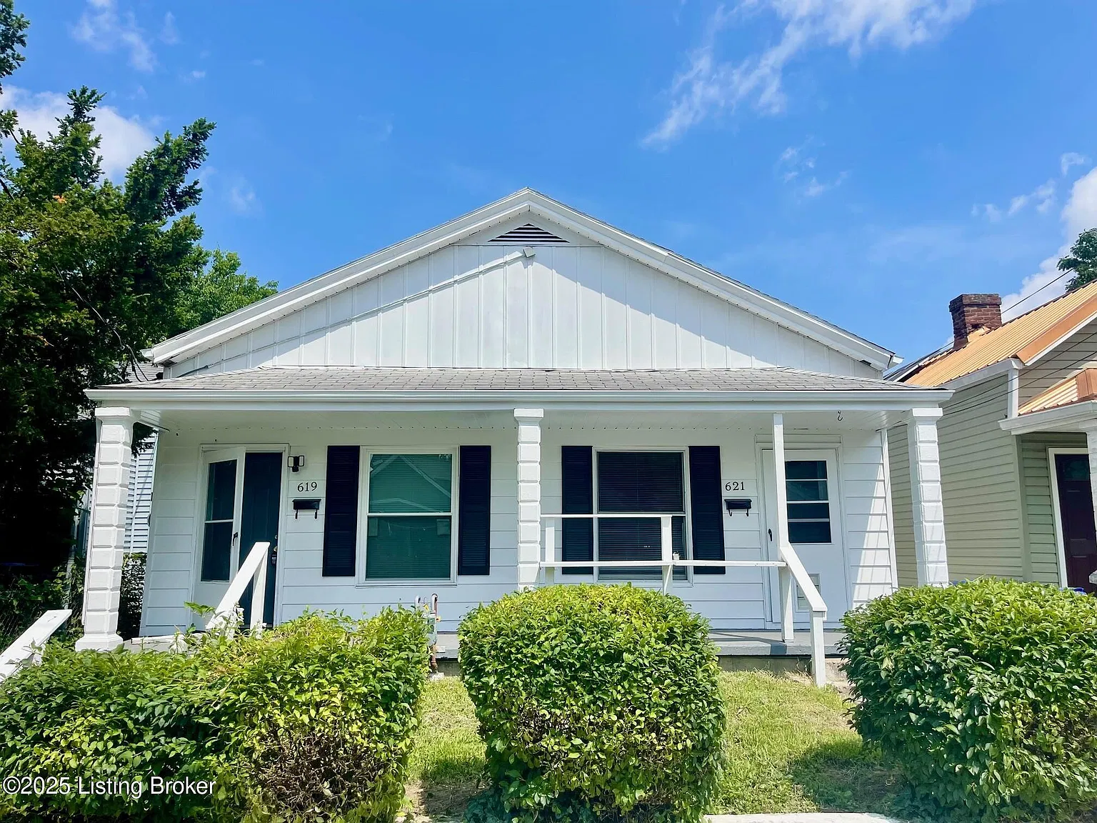 2 bed, 1.0 bath, 750 sqft, $1,000 — Photo 1