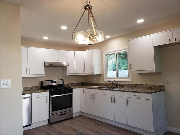 2nd image of 7402 Donald Ave