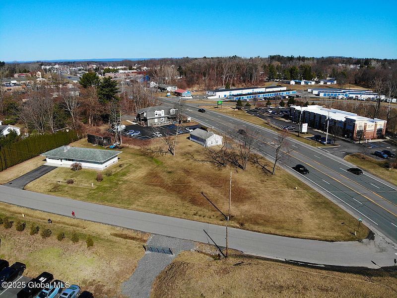 3rd image of 1 and 3 Oak Hill Drive