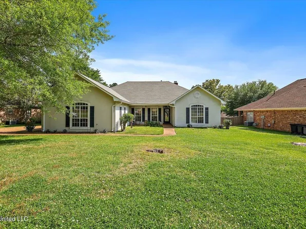 206 Hunters Ridge Dr, Clinton, MS 39056