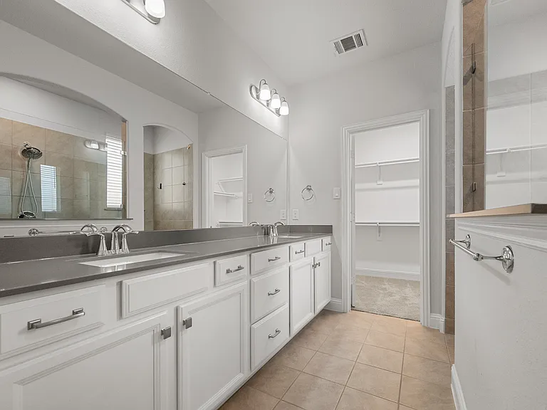 1716 Elise Ln — Photo 10