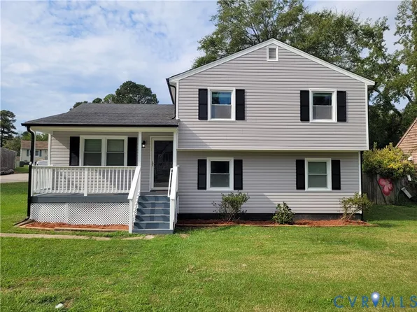 308 Pin Oak Dr, Hopewell, VA 23860
