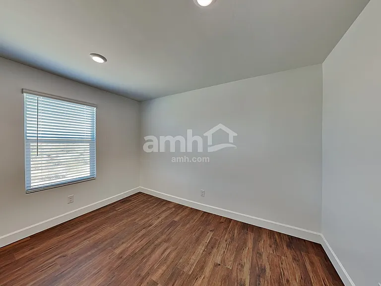6191 Calle Bilboa — Photo 19