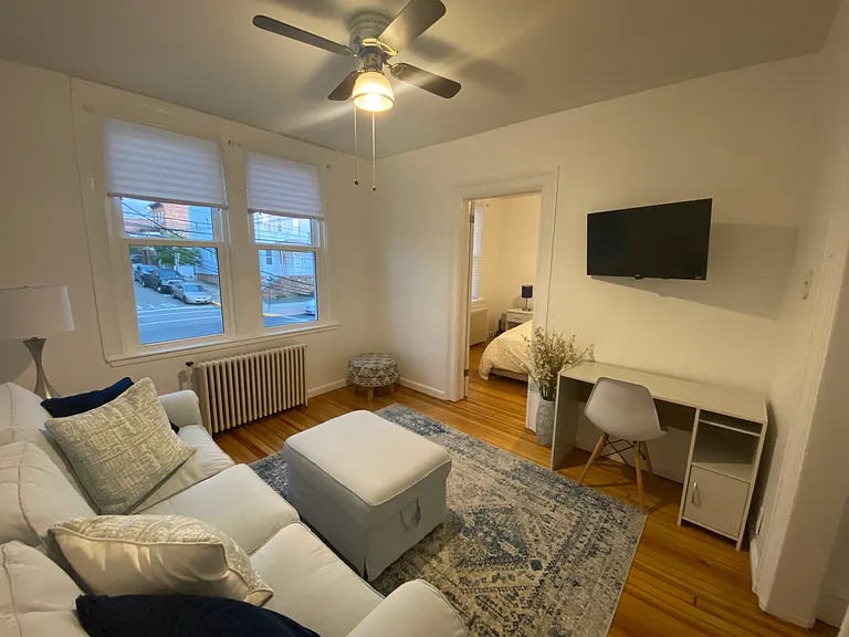 821 Grand Ave #2 — Photo 4