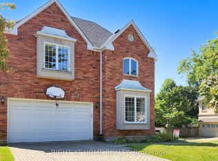 225 Kingsdale Ave, Toronto, ON M2N 3X3