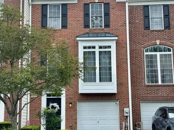1564 Hallwood Ct, Crofton, MD 21114