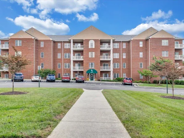 4448 Pheasant Ridge Rd SW #206, Roanoke, VA 24014